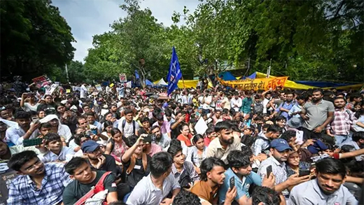 Headline CJP protest